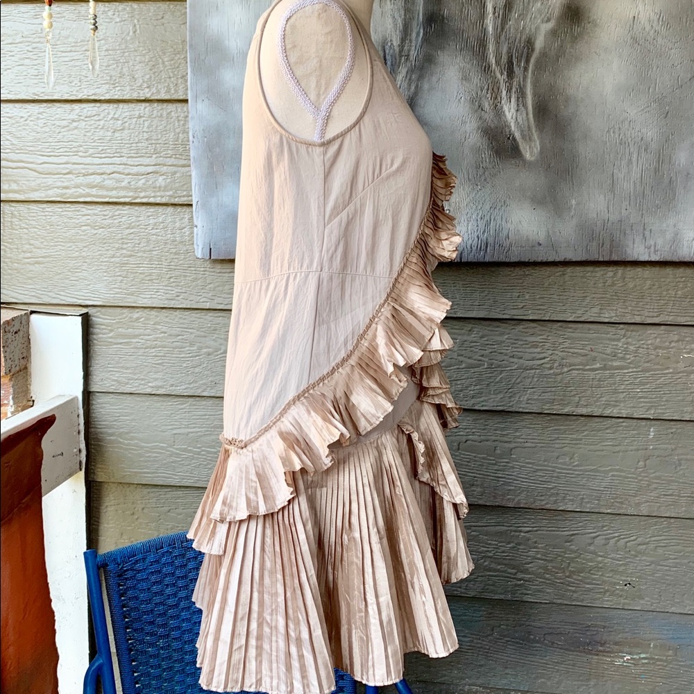 GAP Dress with Drop-Waist & Ruffled Peplum Layers - Picture 3 of 8